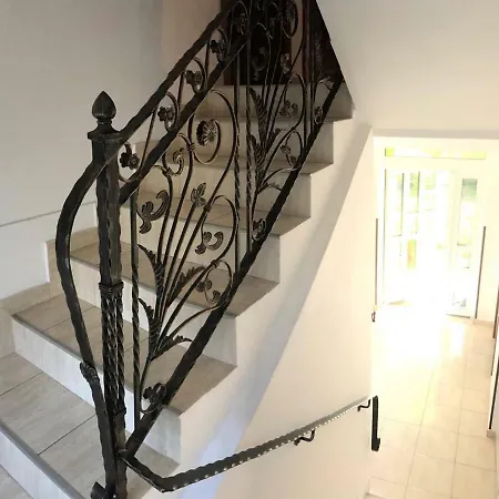 Vilman House 3*